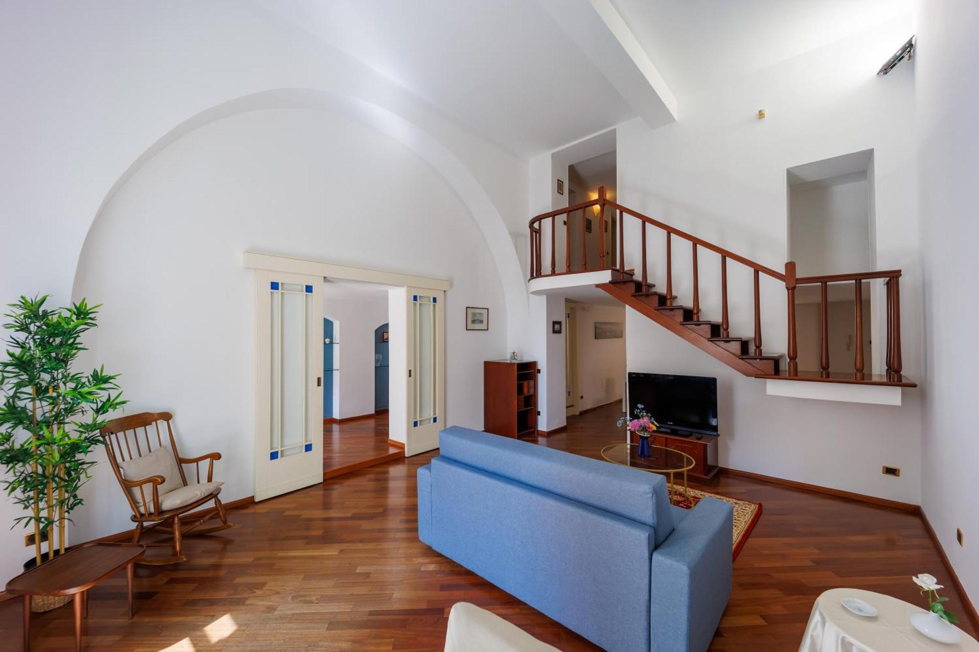 Riviera House 2 Sea View Group And Family By Houseinnaples Napels